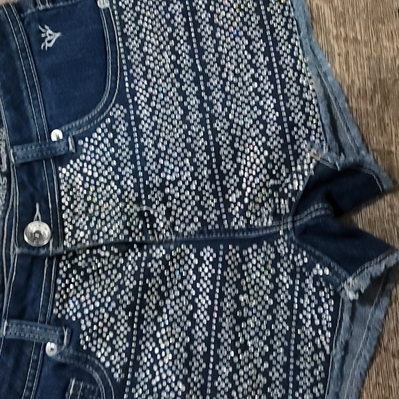 Very gently used Justice jean shorts size 18r Lots of gems on the front sparkly - Picture 2 of 8